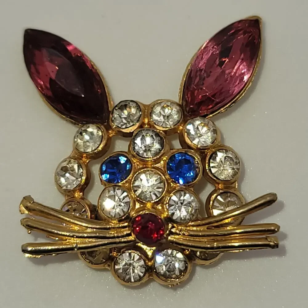Vintage Gold-tone Multi-colored Rhinestone Bunny Brooch